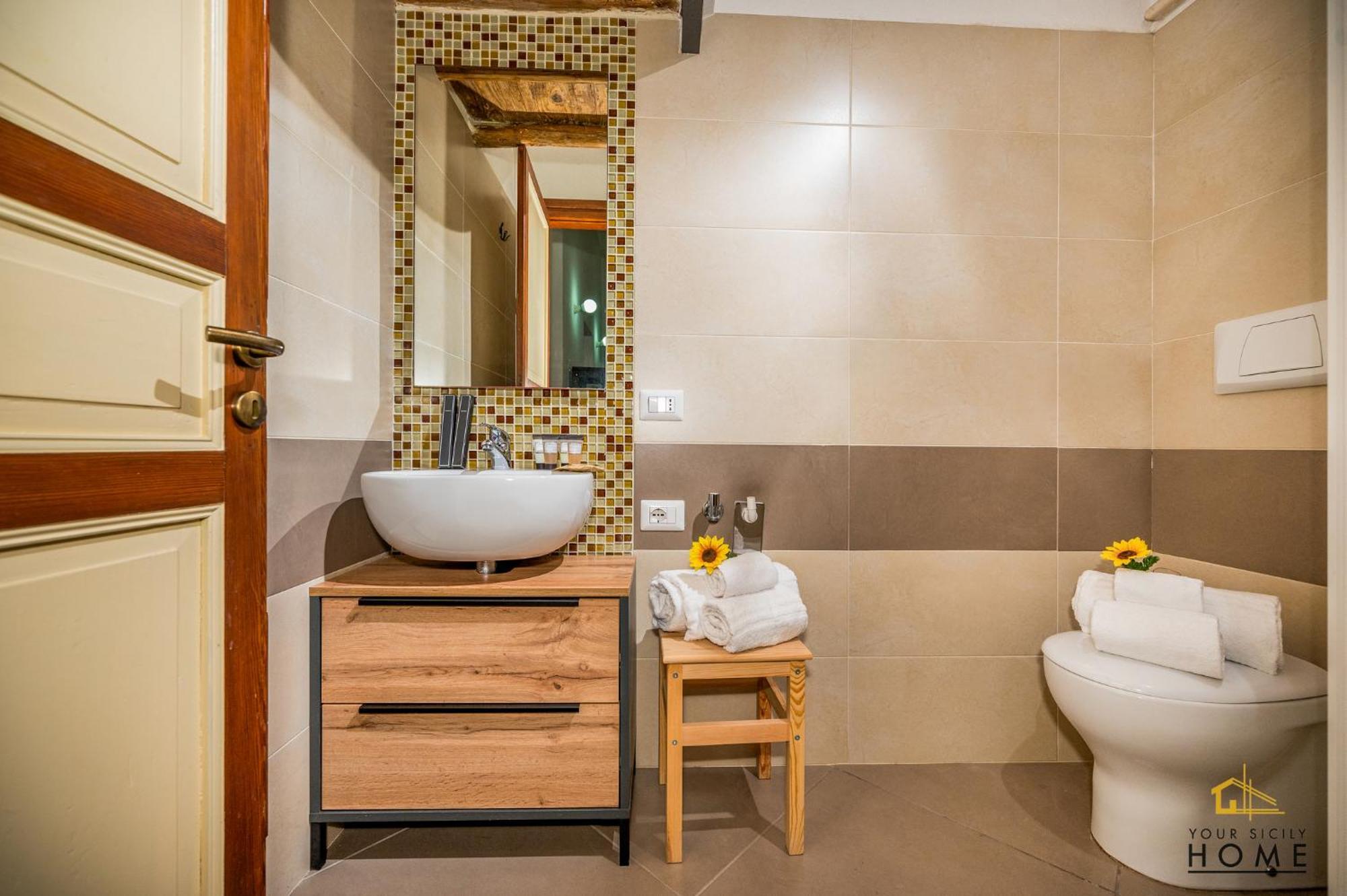 Casa Vacanze Peperoncino Castellammare del Golfo Buitenkant foto